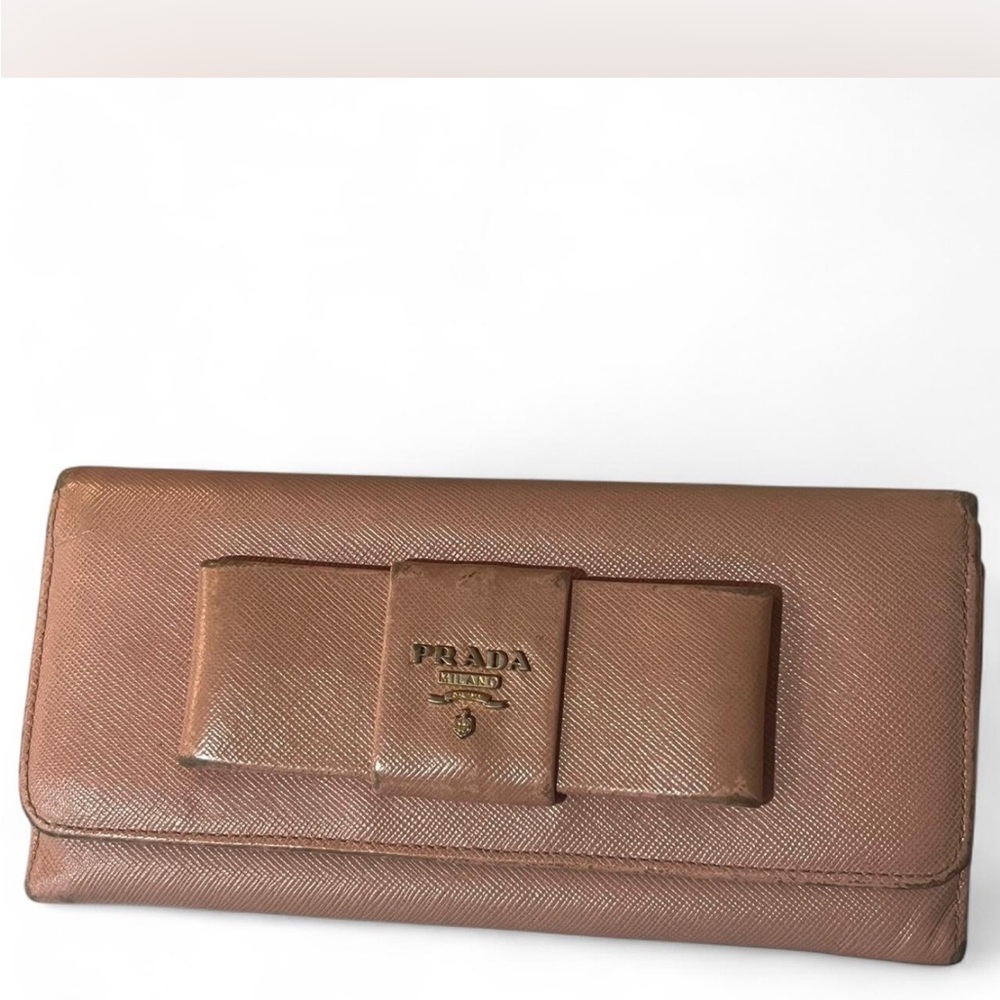 Prada Women's Pink Leather Wallet